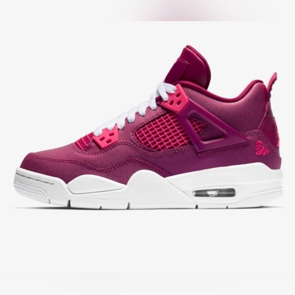 jordan 1 pine green 1.0 on feet